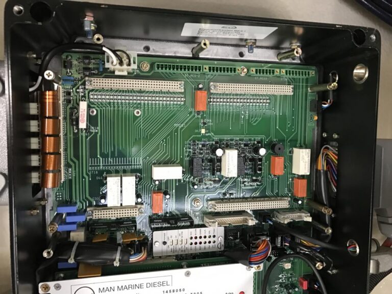 MAN engine electronic control unit circuit board