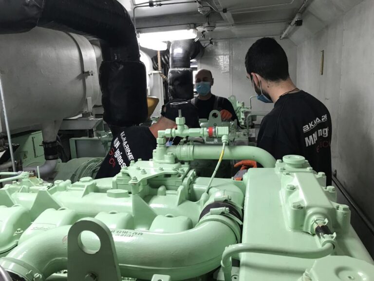 Aux Engines